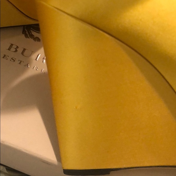 Burberry runway satin wedges - Picture 6 of 6